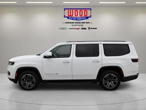 Bright White Clearcoat 2022 Jeep Wagoneer Series III