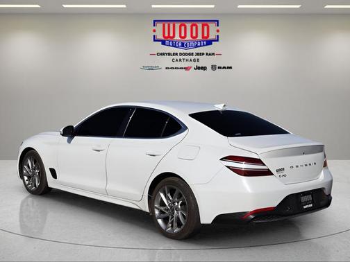 2022 Genesis G70 2.0T