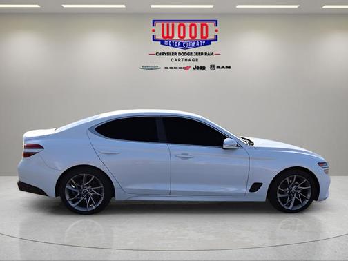 2022 Genesis G70 2.0T