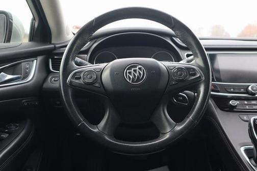 2017 Buick LaCrosse Essence