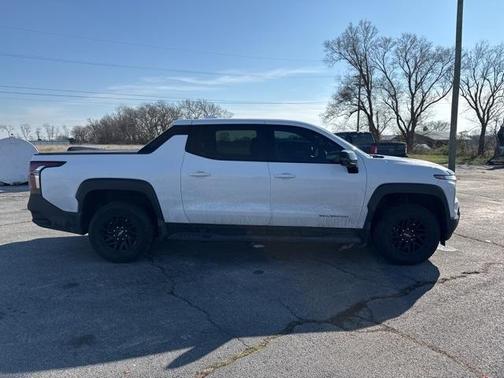 2025 Chevrolet Silverado EV LT