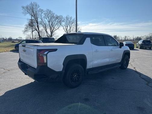 2025 Chevrolet Silverado EV LT