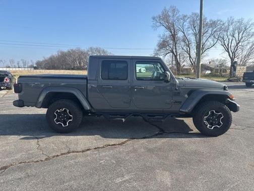 2021 Jeep Gladiator Overland