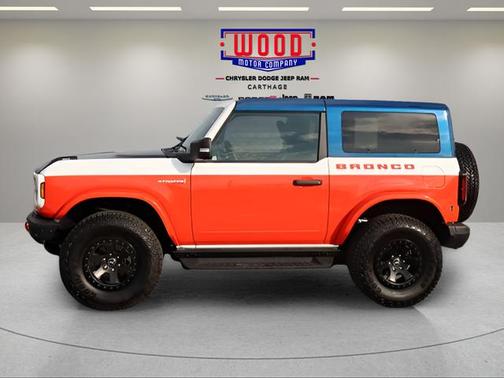 Oxford White 2025 Ford Bronco Stroppe Edition
