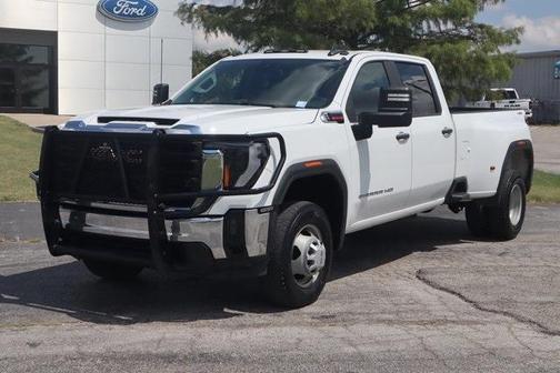 2024 GMC Sierra 3500 Pro