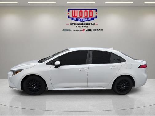 Super White 2021 Toyota Corolla LE