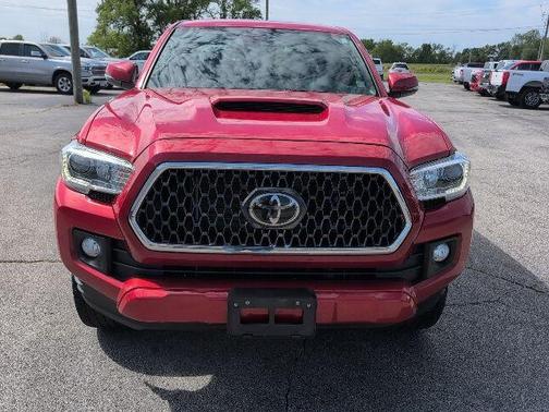 Barcelona Red Metallic 2019 Toyota Tacoma TRD Sport