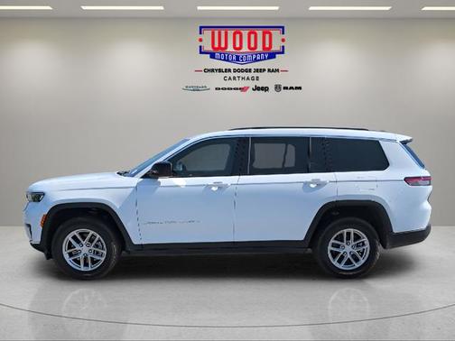 Bright White Clearcoat 2025 Jeep Grand Cherokee L Laredo