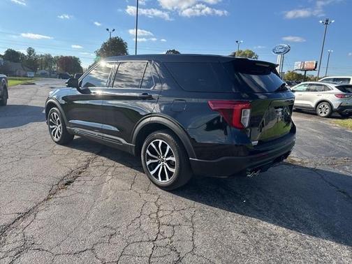 2021 Ford Explorer ST