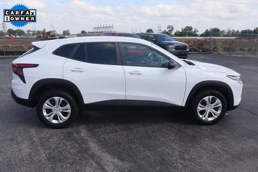 2025 Chevrolet Trax LS