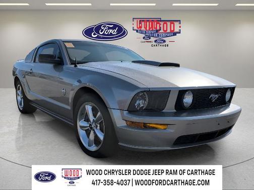 Gray 2009 Ford Mustang