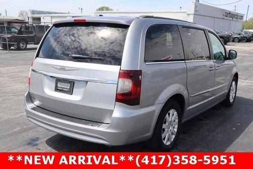 2015 Chrysler Town & Country Touring