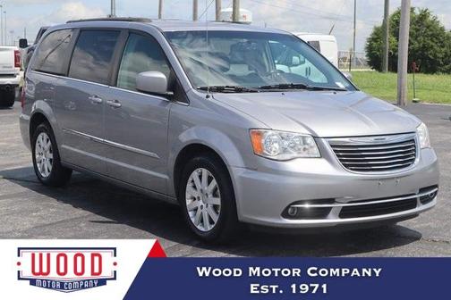 2015 Chrysler Town & Country Touring
