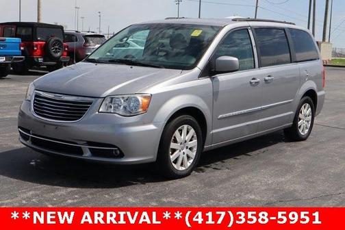 2015 Chrysler Town & Country Touring