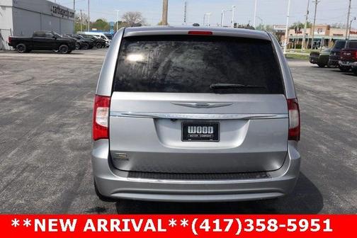 2015 Chrysler Town & Country Touring