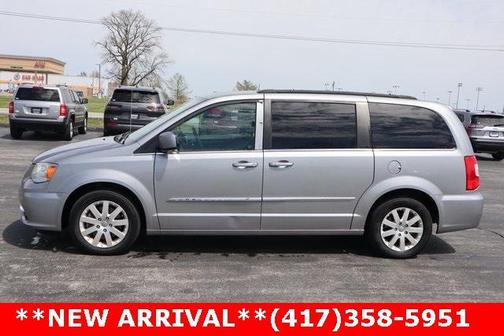 2015 Chrysler Town & Country Touring