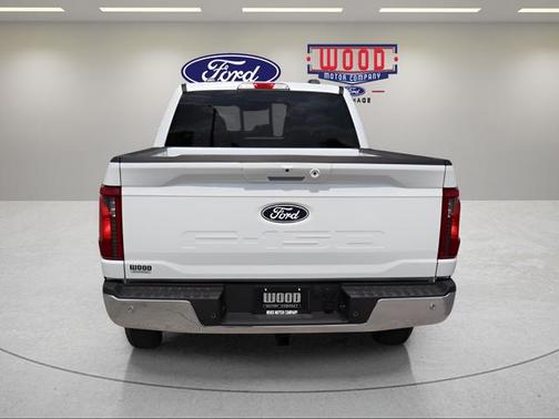 Oxford White 2026 Ford F-150 XLT
