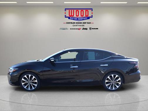 Black 2019 Nissan Maxima 3.5 Platinum