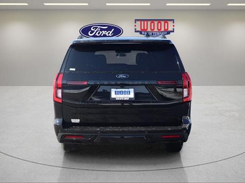 Agate Black Metallic 2026 Ford Expedition Max Platinum