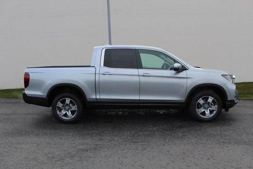 Solar Silver Metallic 2026 Honda Ridgeline RTL
