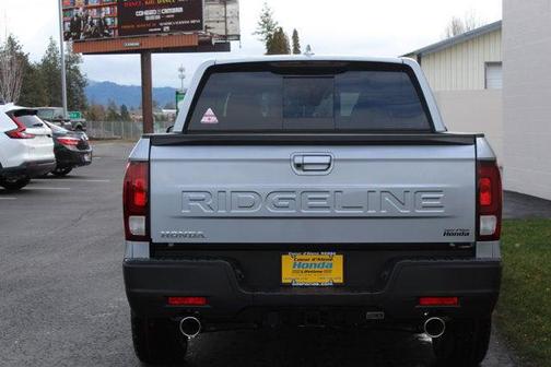 Solar Silver Metallic 2026 Honda Ridgeline RTL