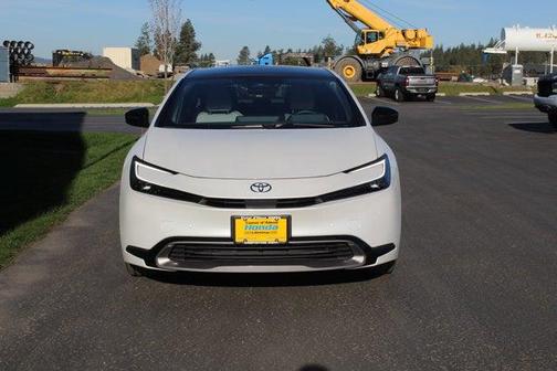 Pearl 2024 Toyota Prius XLE