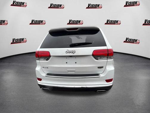 2018 Jeep Grand Cherokee Summit