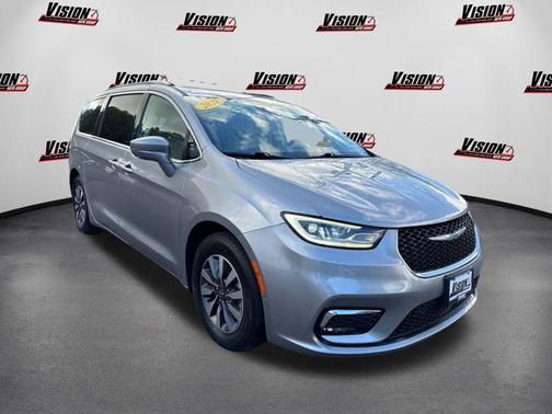 2021 Chrysler Pacifica Hybrid Touring L