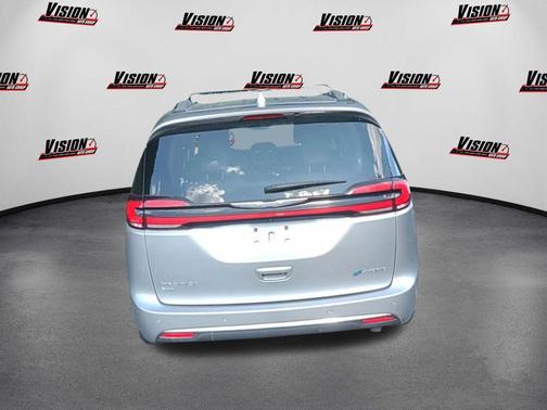 2021 Chrysler Pacifica Hybrid Touring L