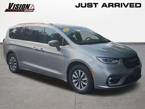 2021 Chrysler Pacifica Hybrid Touring L