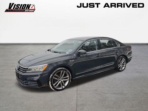 2017 Volkswagen Passat 1.8T R-Line w/Comfort