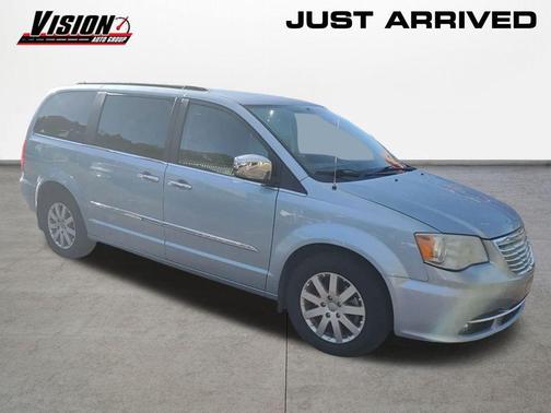 2012 Chrysler Town & Country Touring-L