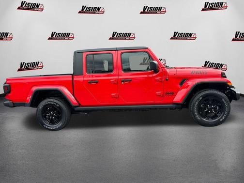Firecracker Red Clearcoat 2023 Jeep Gladiator Sport