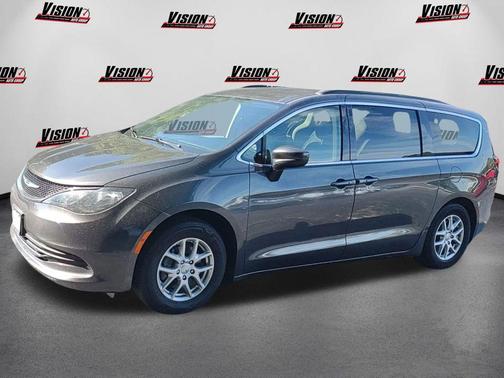 2020 Chrysler Voyager LXI