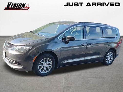 2020 Chrysler Voyager LXI