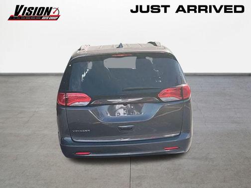 2020 Chrysler Voyager LXI