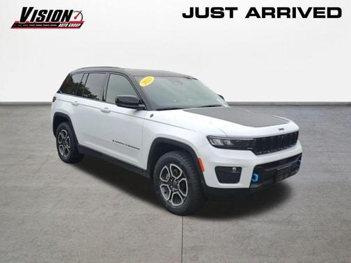 2023 Jeep Grand Cherokee 4xe Trailhawk