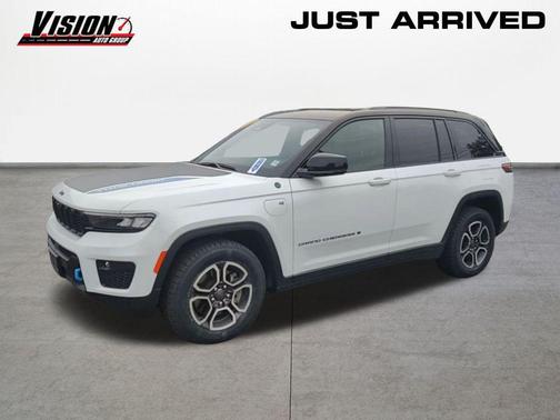 2023 Jeep Grand Cherokee 4xe Trailhawk
