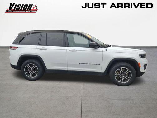 2023 Jeep Grand Cherokee 4xe Trailhawk