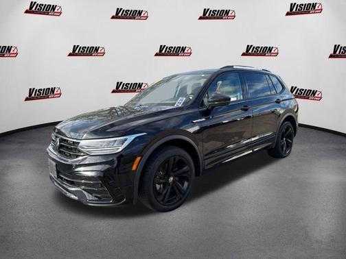 2023 Volkswagen Tiguan 2.0T SE R-Line Black 4MOTION