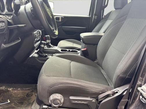 2022 Jeep Gladiator Sport S