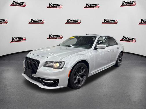 2022 Chrysler 300 S