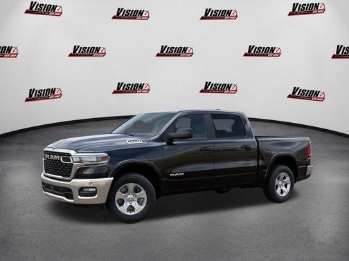 Diamond Black Crystal Pearlcoat 2025 RAM 1500 Big Horn/Lone Star