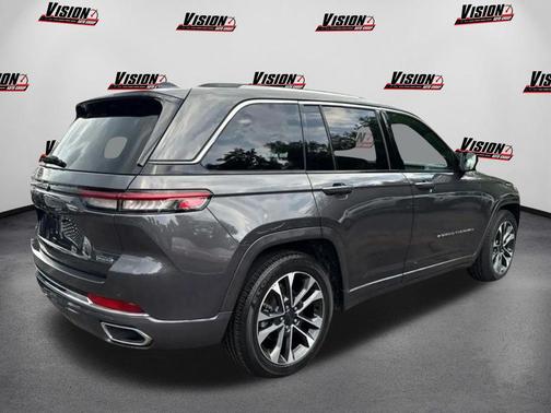 2023 Jeep Grand Cherokee Overland