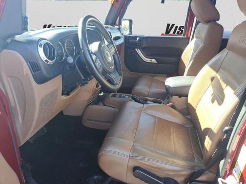 2012 Jeep Wrangler Unlimited Sahara