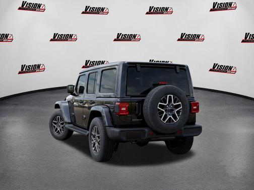Black Clearcoat 2026 Jeep Wrangler 4-Door Sahara 4x4