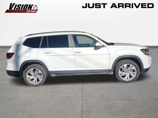 2023 Volkswagen Atlas 2.0T SE w/Technology 4MOTION