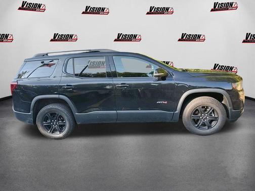 2020 GMC Acadia AWD AT4