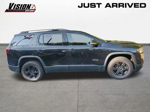 2020 GMC Acadia AWD AT4