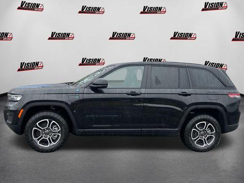 2024 Jeep Grand Cherokee 4xe Trailhawk